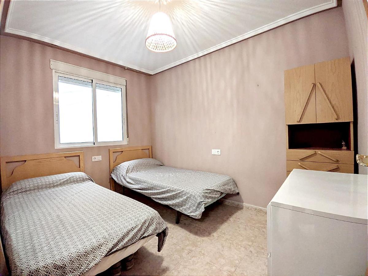 Modern Apartment 3Mins Walk To Playa Del Cura Beach Torrevieja Exterior foto