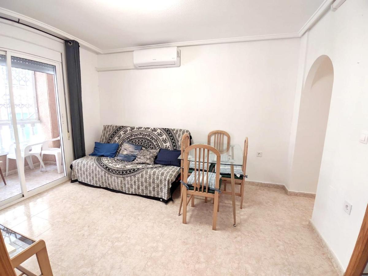 Modern Apartment 3Mins Walk To Playa Del Cura Beach Torrevieja Exterior foto